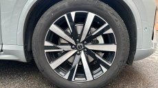 Volvo XC90 2.0 B5P Plus Dark 5dr AWD Geartronic Petrol Estate